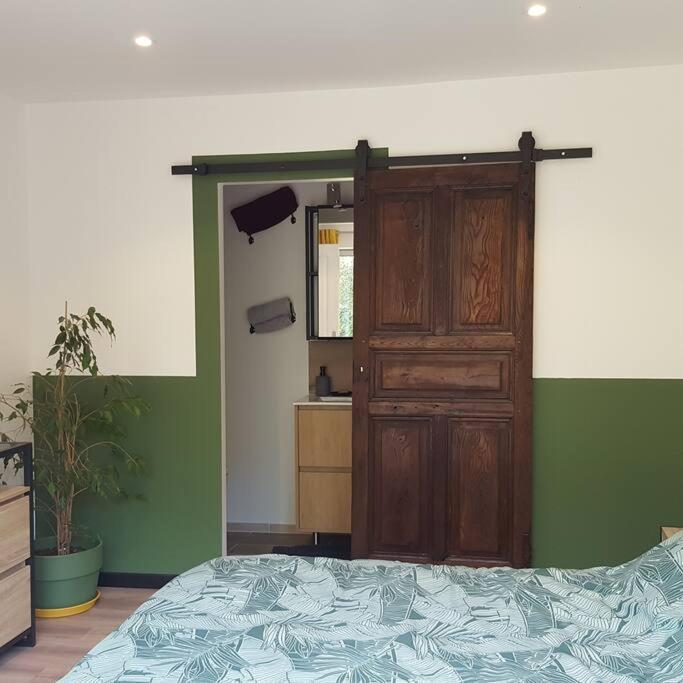 Appartement 2 Pieces Gravieres Esterno foto