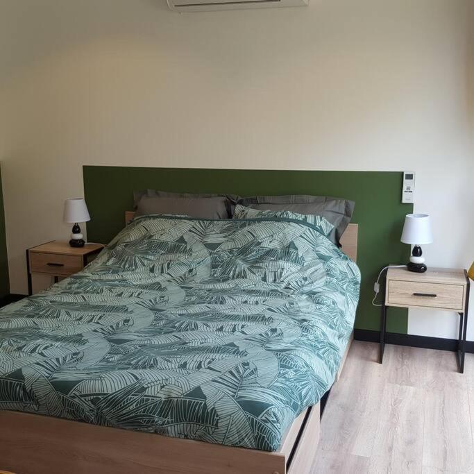 Appartement 2 Pieces Gravieres Esterno foto